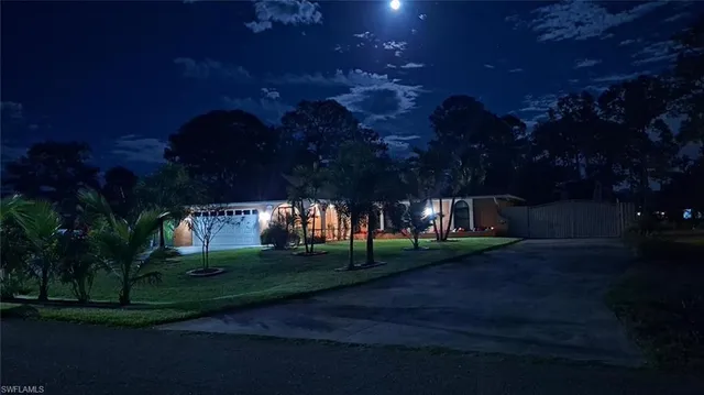 $394,900 | 516 Lincoln Avenue, Lehigh Acres, FL 33972