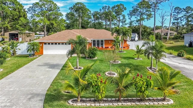 $394,900 | 516 Lincoln Avenue, Lehigh Acres, FL 33972