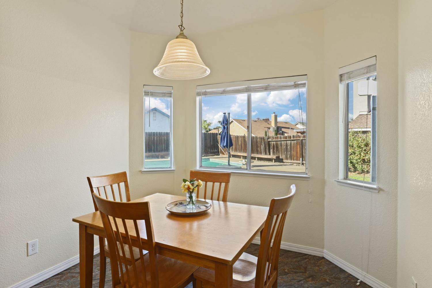 1809 Blueridge Court Modesto, CA 95351 - Photo 17 of 56