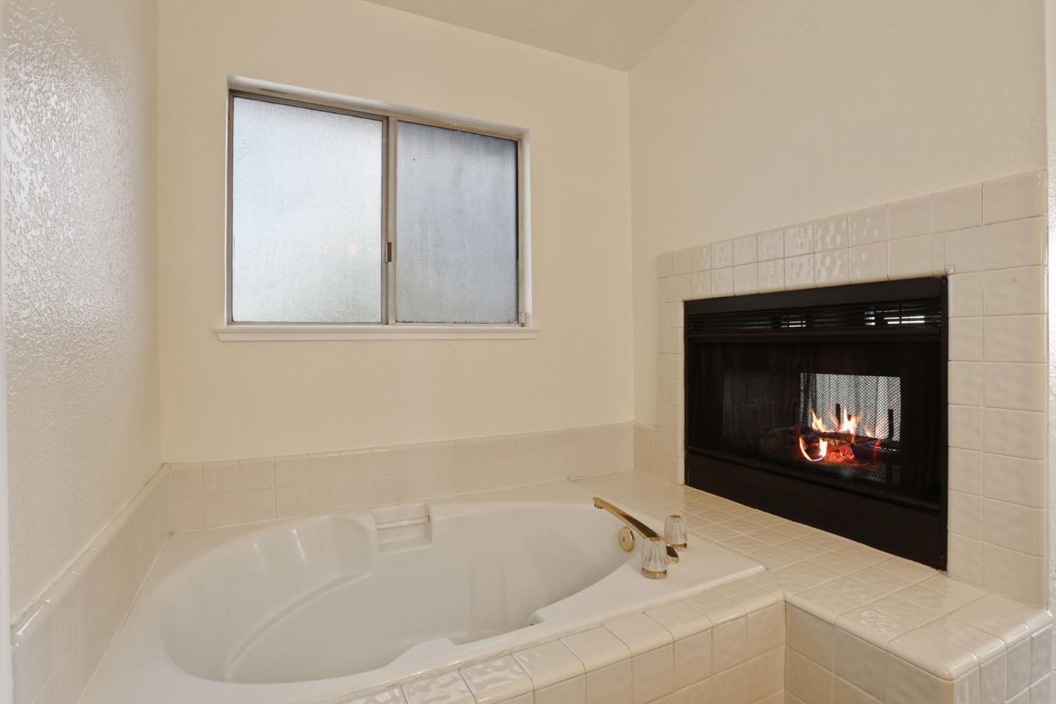 1809 Blueridge Court Modesto, CA 95351 - Photo 41 of 56