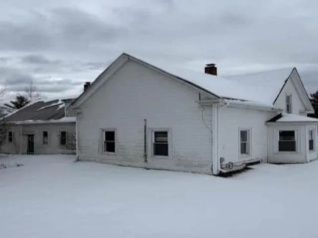 $42,400 | 3623 Bennoch Road, Alton, ME 04468