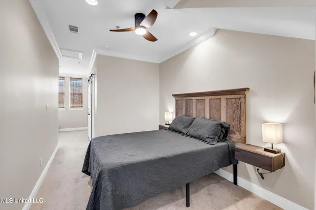 $279,000 | 922 Porter Avenue, Unit 212, Ocean Springs, MS 39564