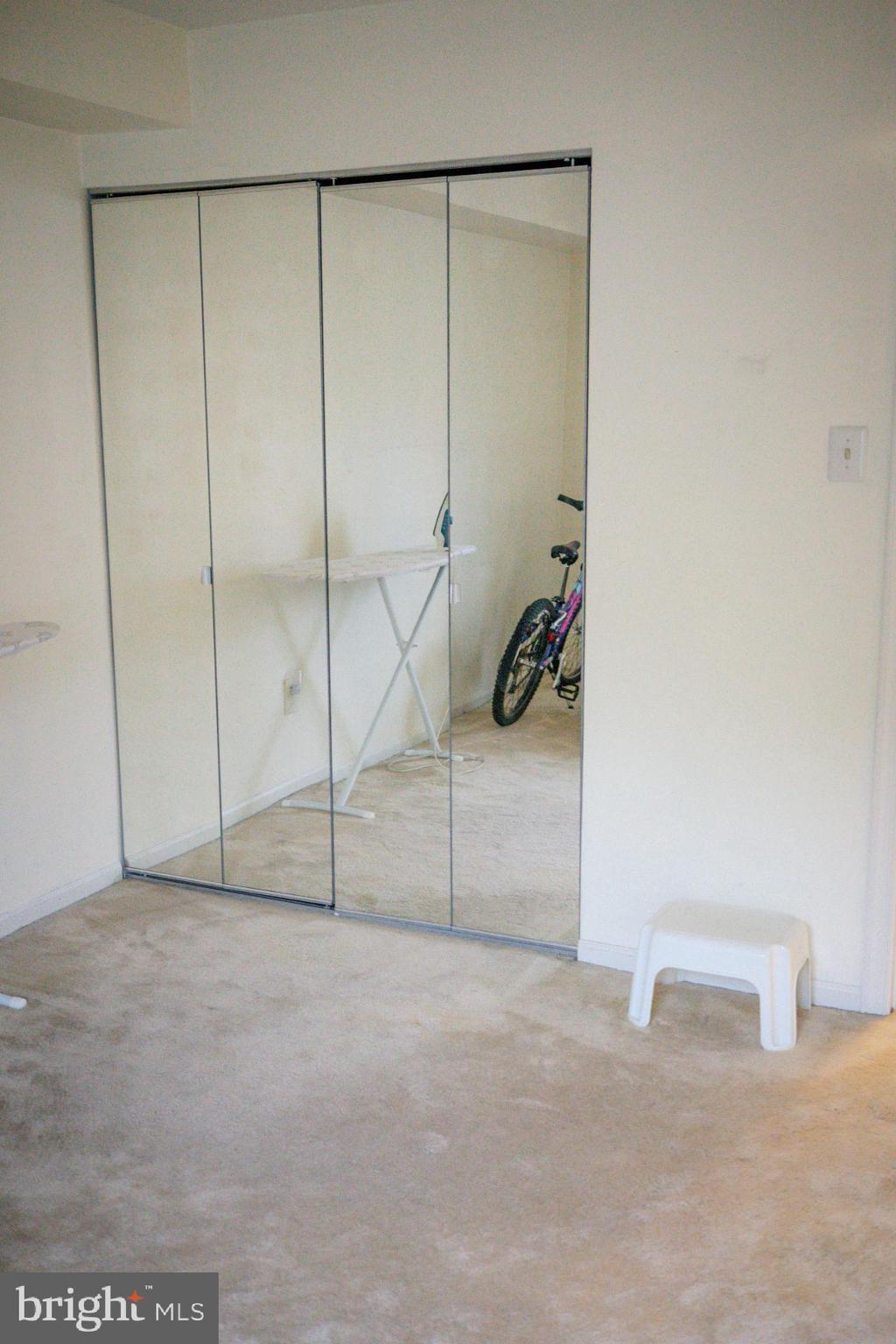 2089 Welsh Road, Unit F1 Philadelphia, PA 19115 - Photo 22 of 27 a view of an empty room