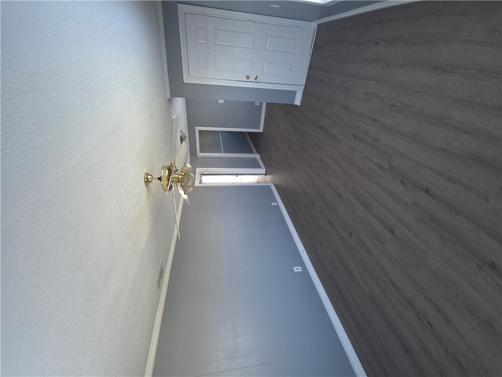 105 West Villa Maria Road Bryan, TX 77801 - Photo 6 of 9