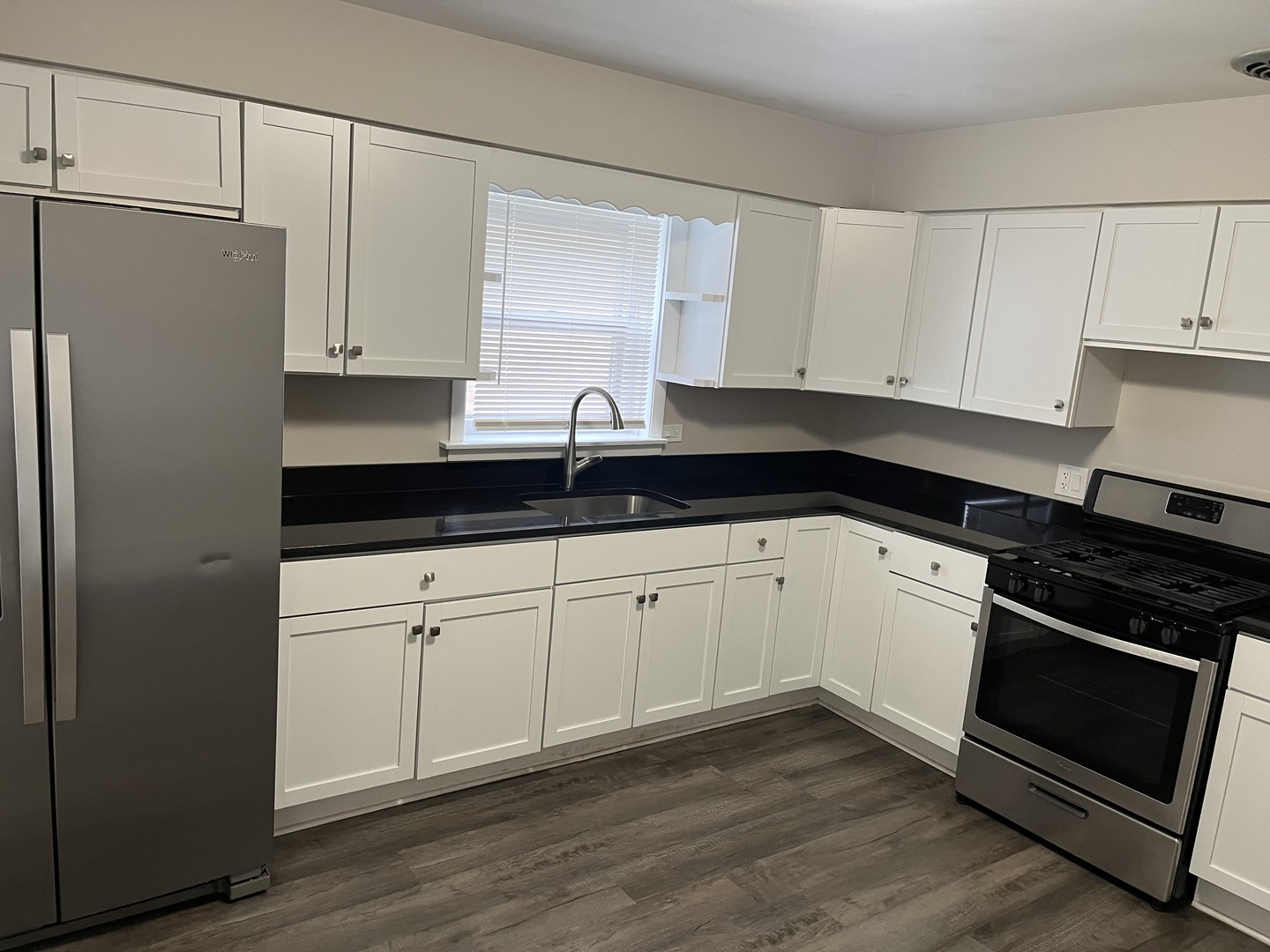 2239 South 17th Avenue, Unit 2 North Riverside, IL 60546 - Photo 2 of 13