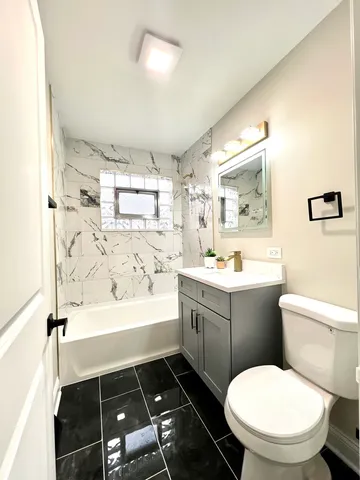 $319,900 | 7808 Central Avenue, Burbank, IL 60459