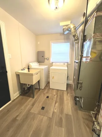 $319,900 | 7808 Central Avenue, Burbank, IL 60459