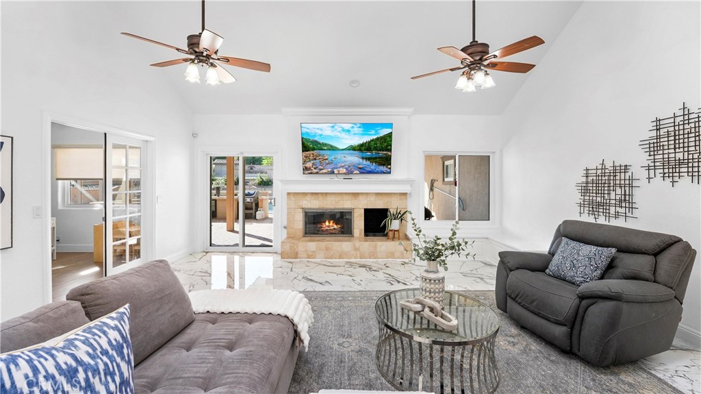 2785 State Street Corona, CA 92881 - Photo 12 of 74