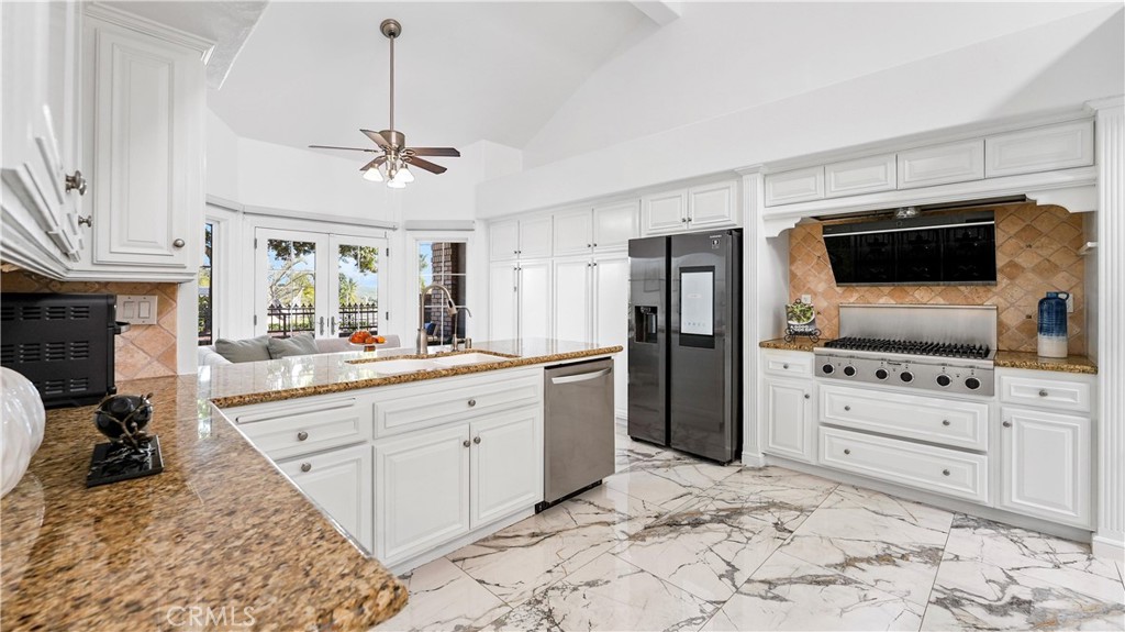 2785 State Street Corona, CA 92881 - Photo 15 of 74 Well-appointed kitchen with generous counter space