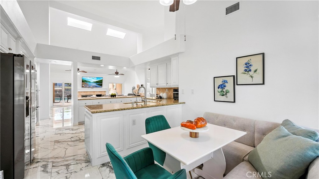 2785 State Street Corona, CA 92881 - Photo 17 of 74