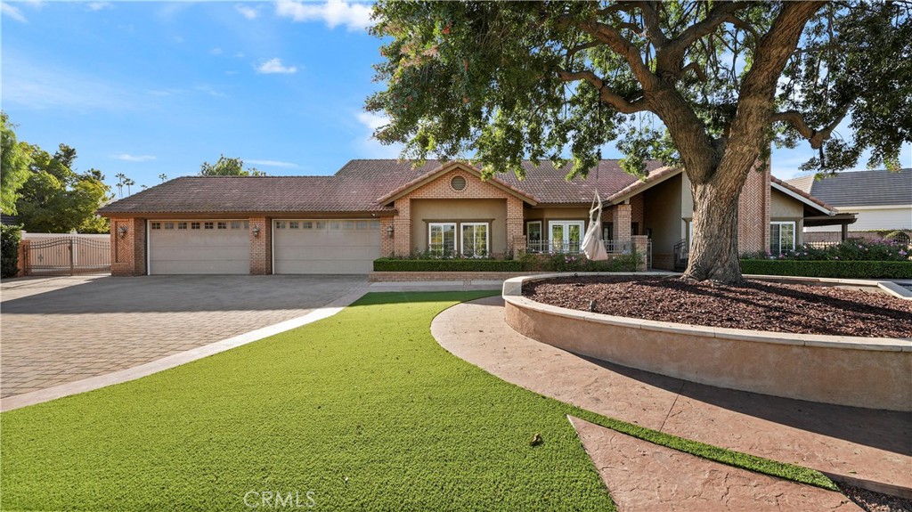 2785 State Street Corona, CA 92881 - Photo 2 of 74