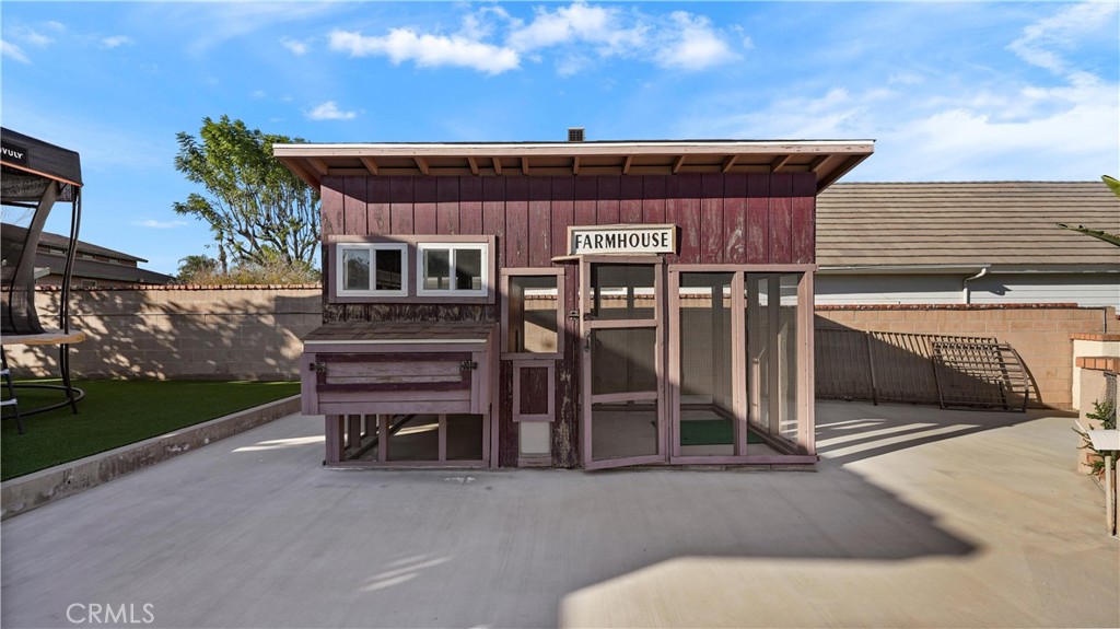 2785 State Street Corona, CA 92881 - Photo 60 of 74 Charming backyard playhouse