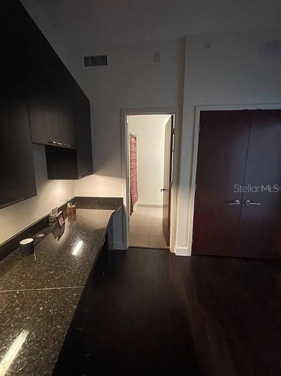 912 Channelside Drive, Unit 2803 Tampa, FL 33602 - Photo 12 of 34 a view of a living room and dining space