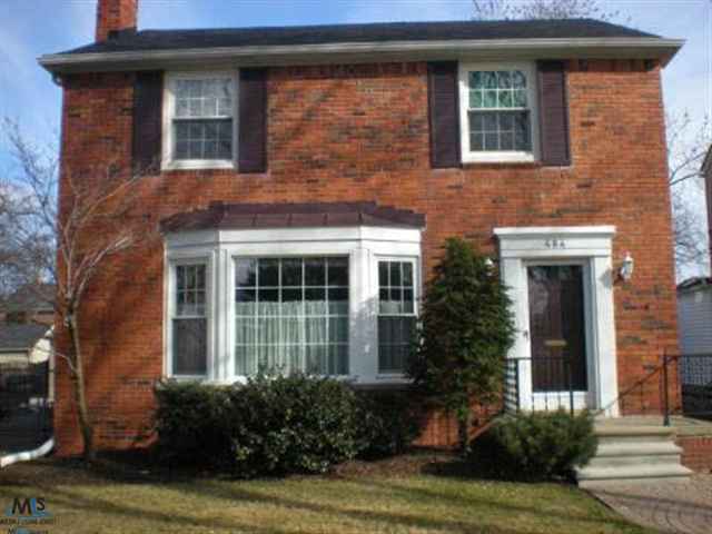 484 Fisher Road Grosse Pointe, MI 48230 - Photo 1 of 8 31104725.JPG