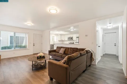 $390,000 | 2593 El Portal Drive, Unit C, San Pablo, CA 94806