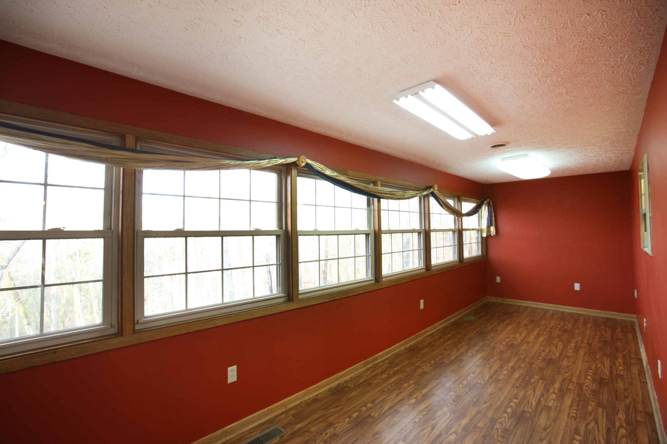 22 Clark Place Oak Ridge, TN 37830 - Photo 15 of 33 051Q9497