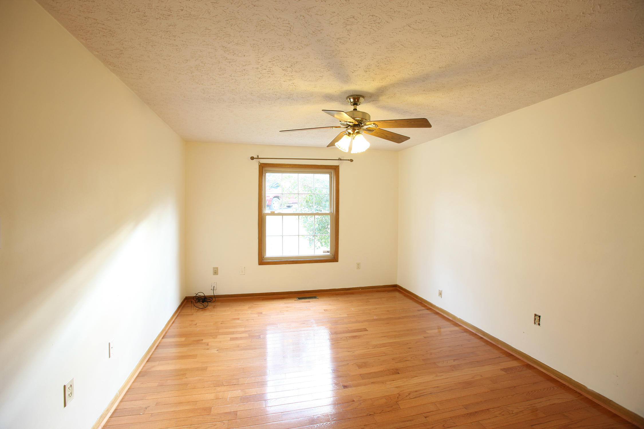 22 Clark Place Oak Ridge, TN 37830 - Photo 18 of 33 051Q9506