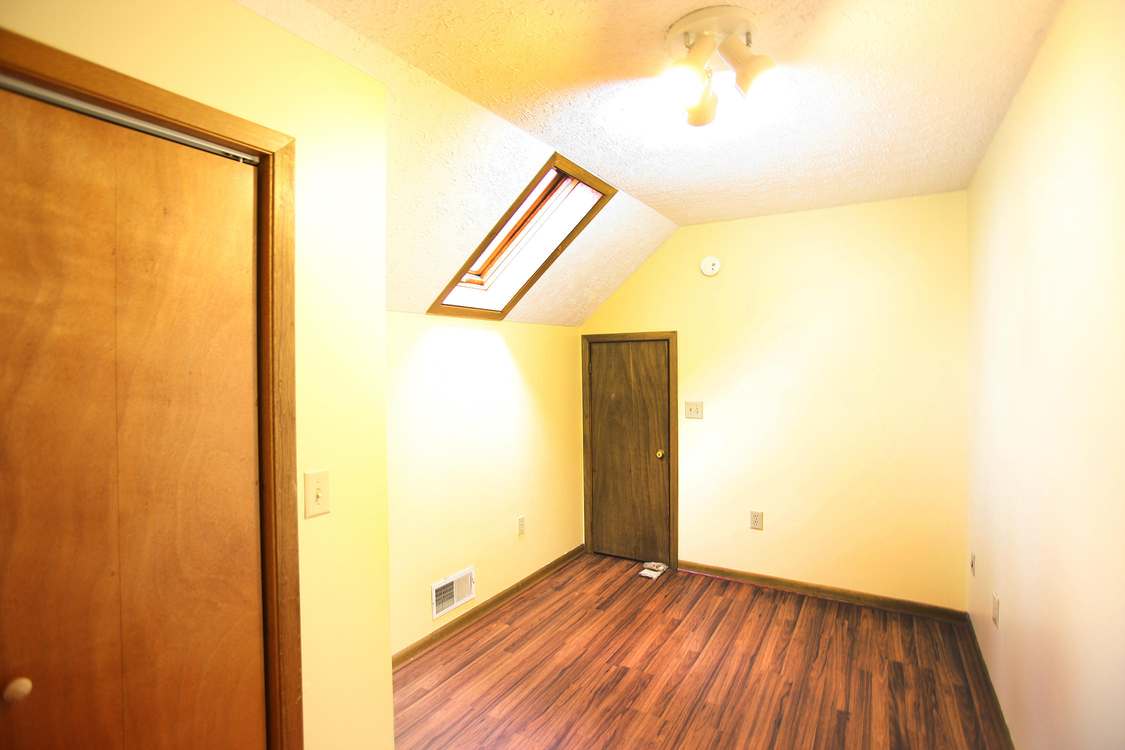 22 Clark Place Oak Ridge, TN 37830 - Photo 26 of 33 051Q9529