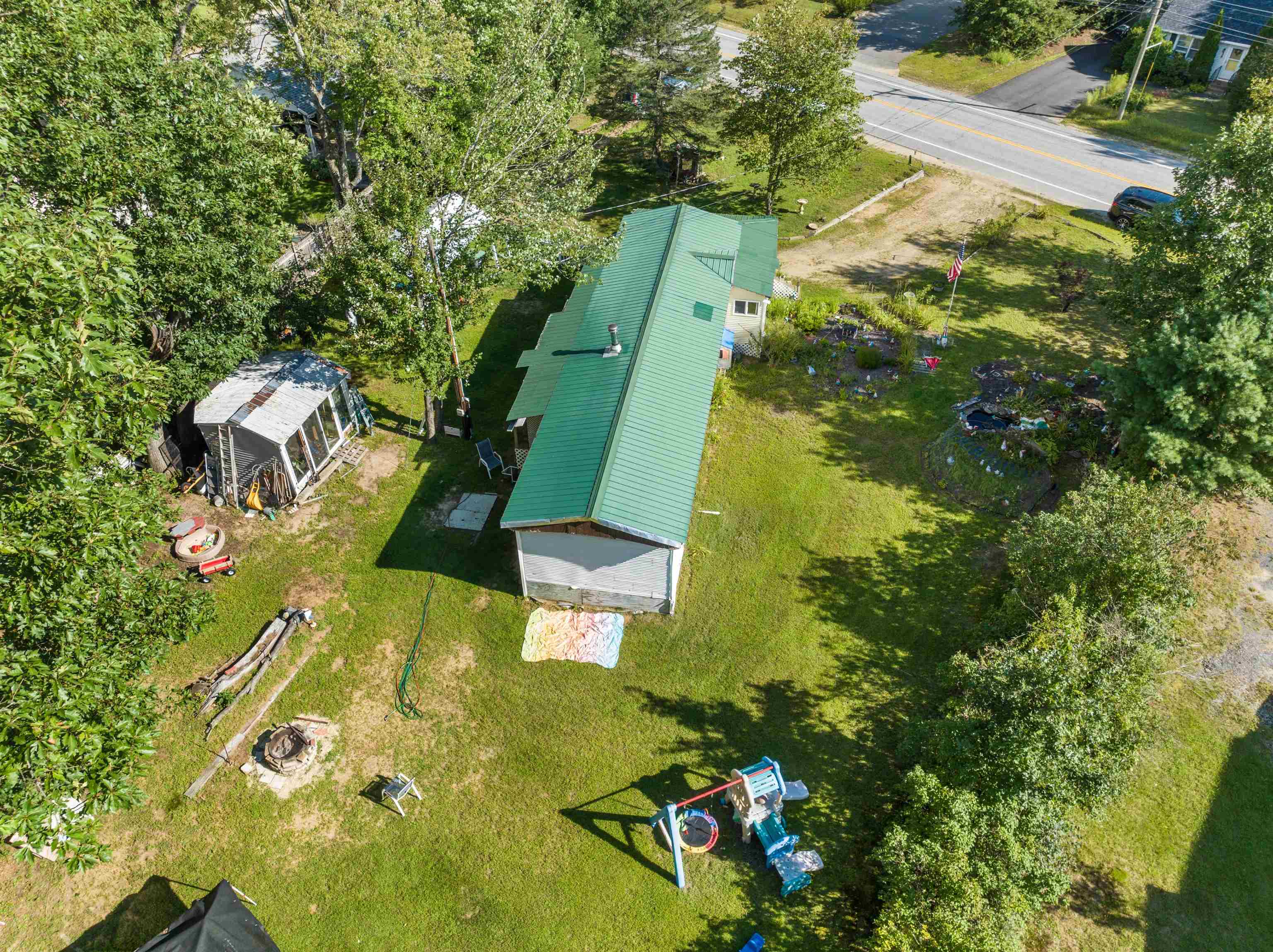 47 Webster Lake Road Franklin, NH 03235 - Photo 2 of 38