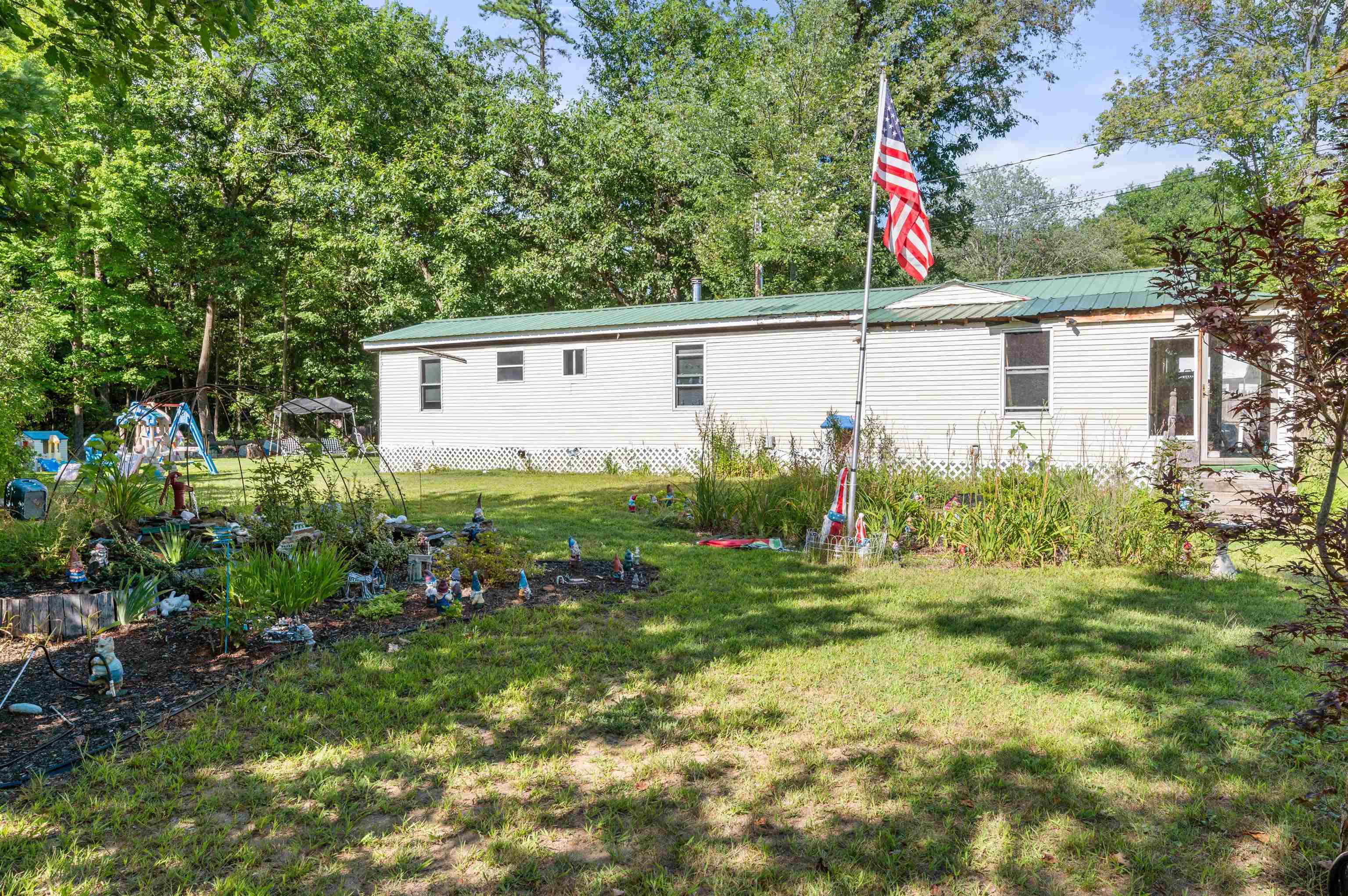 47 Webster Lake Road Franklin, NH 03235 - Photo 21 of 38