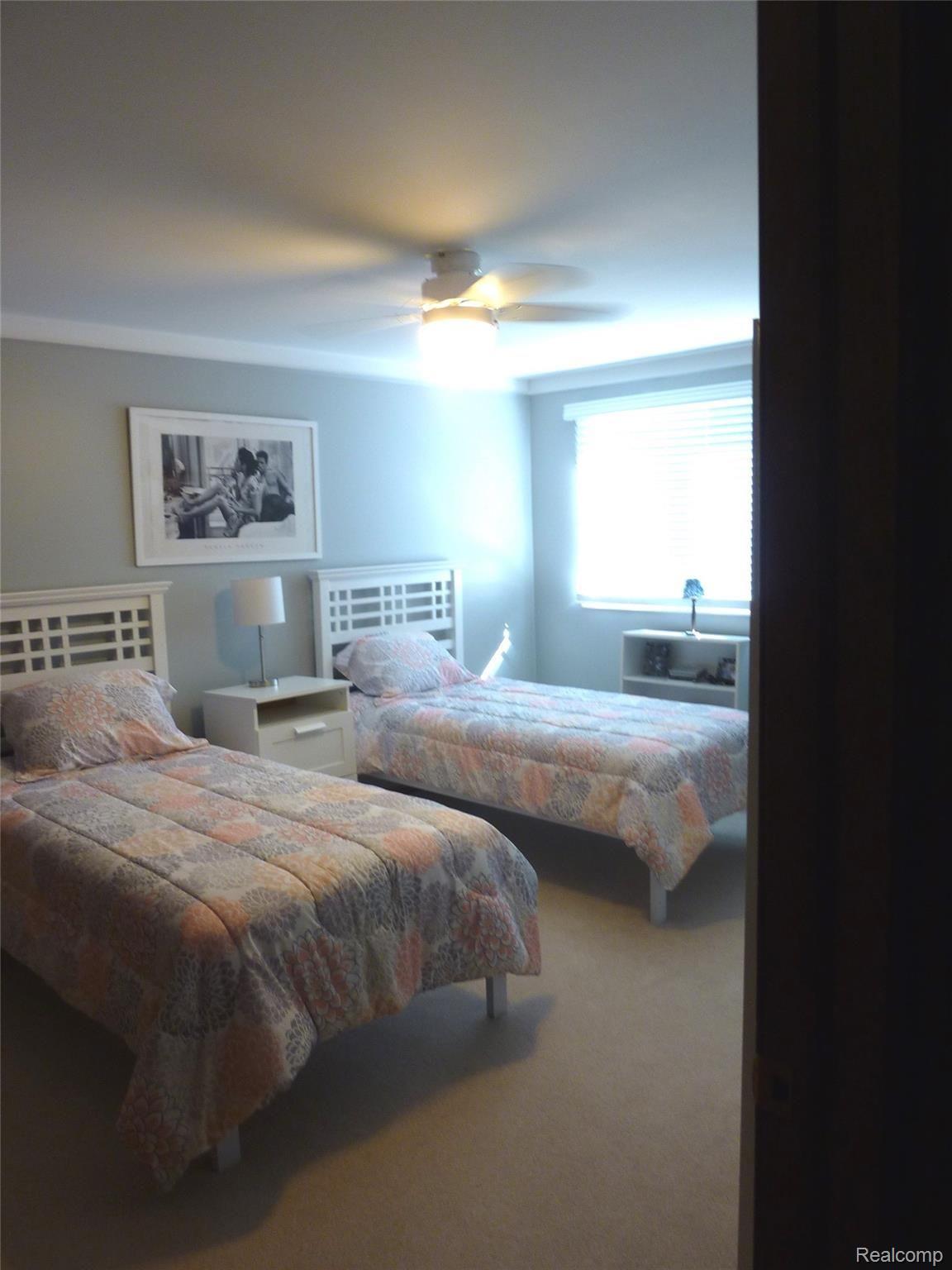 3421 Summit Ridge Drive Rochester, MI 48306 - Photo 47 of 58 P1080326.JPG