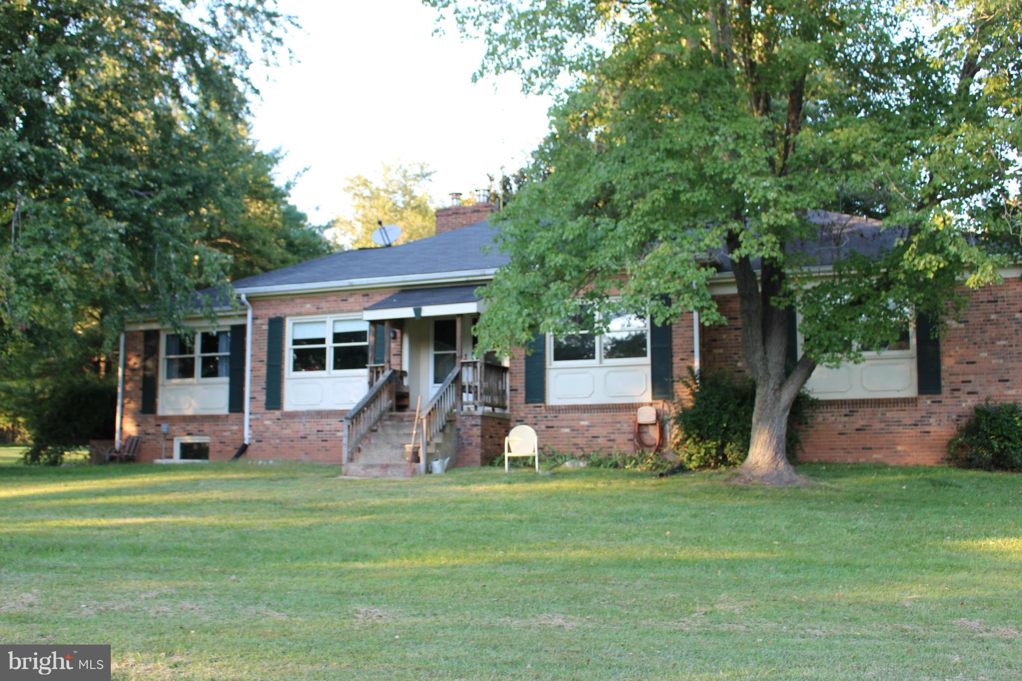 4120 Dumfries Road Catlett, VA 20119 - Photo 1 of 25 Exterior (Front)