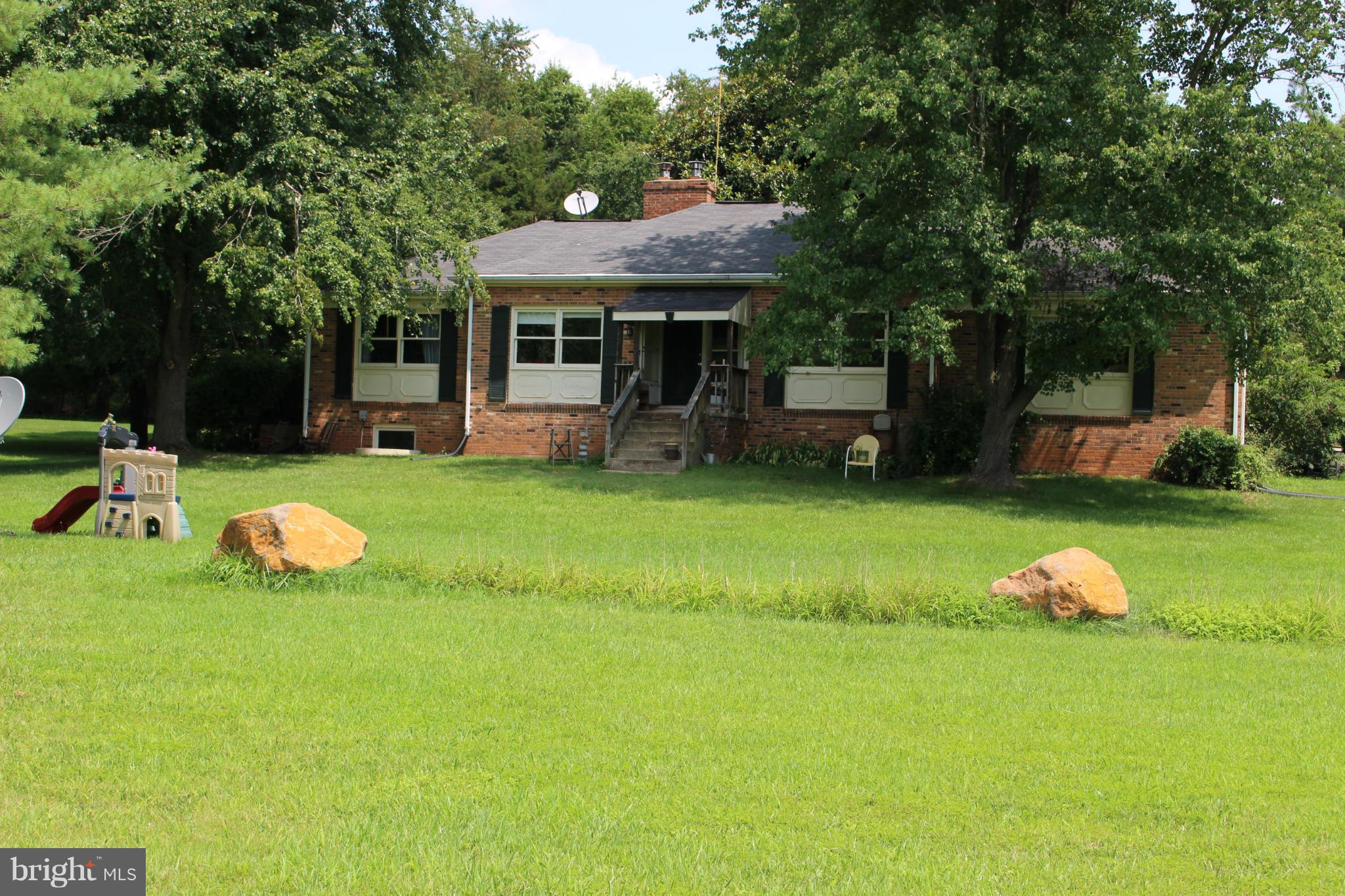 4120 Dumfries Road Catlett, VA 20119 - Photo 5 of 25 Exterior (Front)