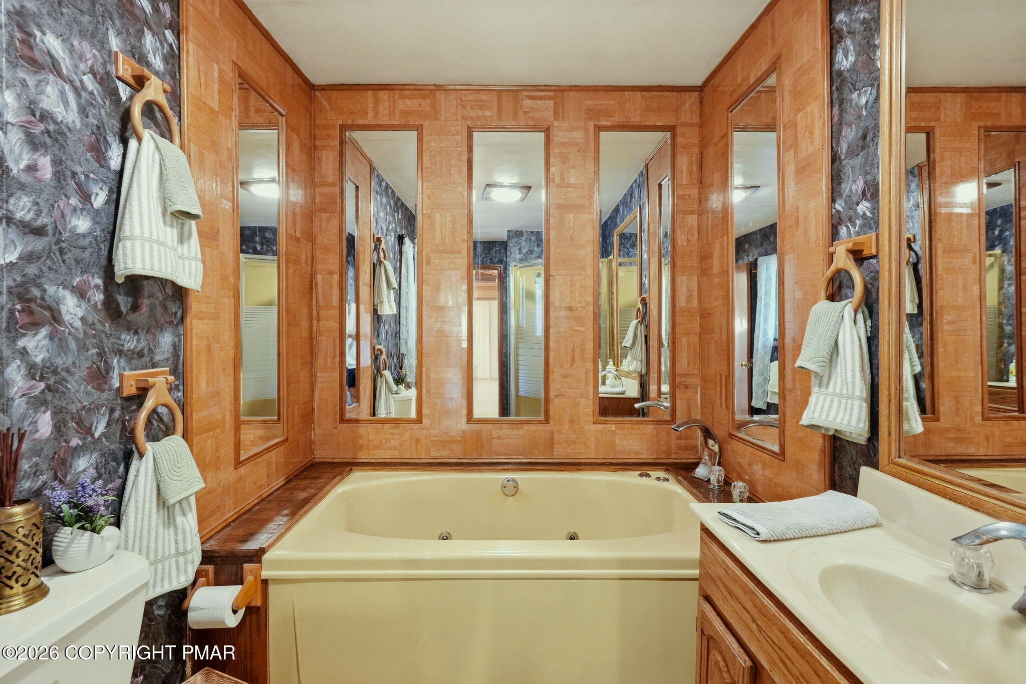 47 White Oak Road Nesquehoning, PA 18240 - Photo 44 of 84 2nd floor bathroom