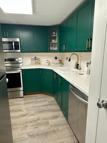 $2,350 | 1865 79th Street Causeway, Unit 16E, North Bay Village, FL 33141