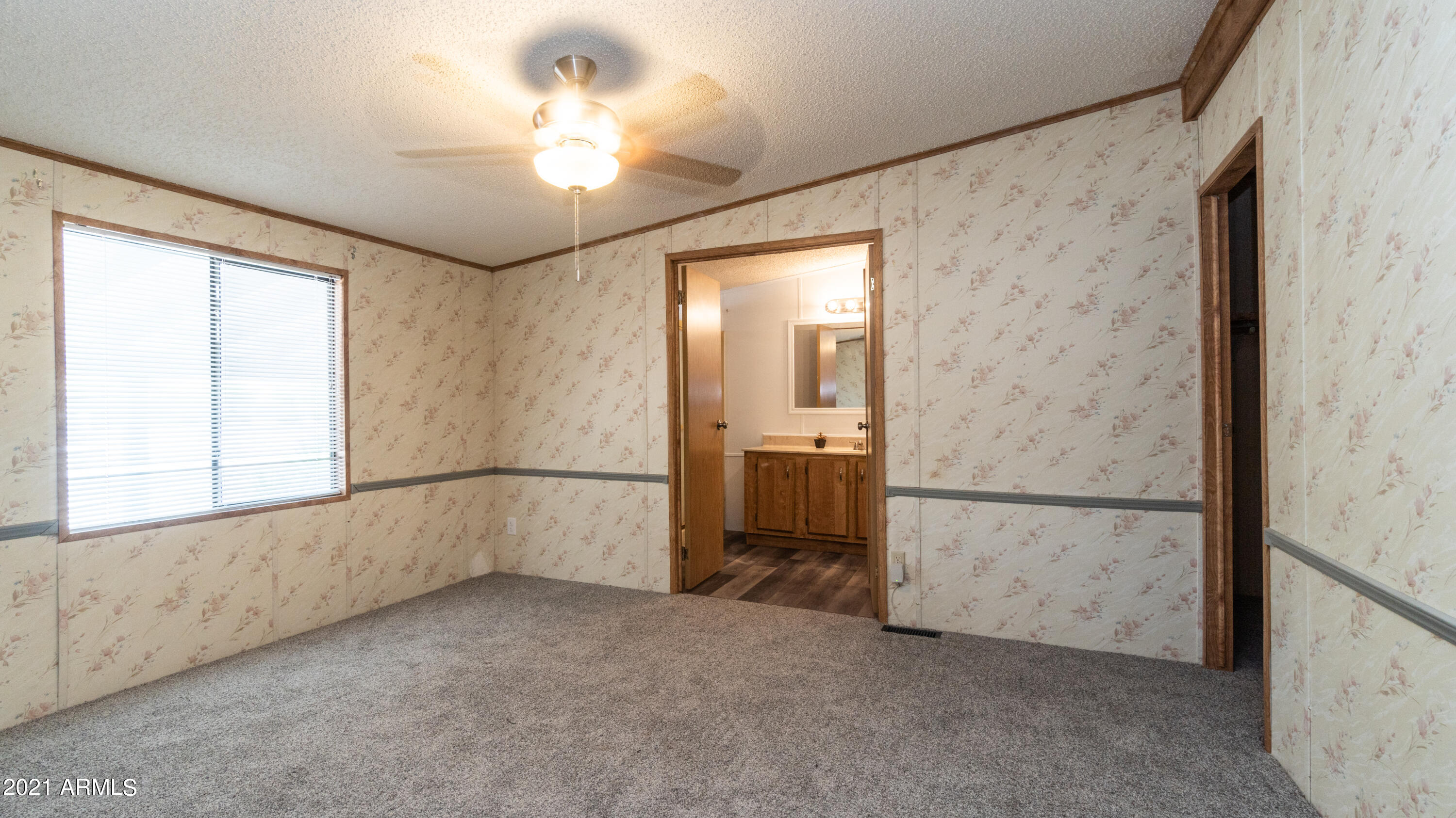 2551 South Cortez Road Apache Junction, AZ 85119 - Photo 19 of 33 2551 S Cortez-19
