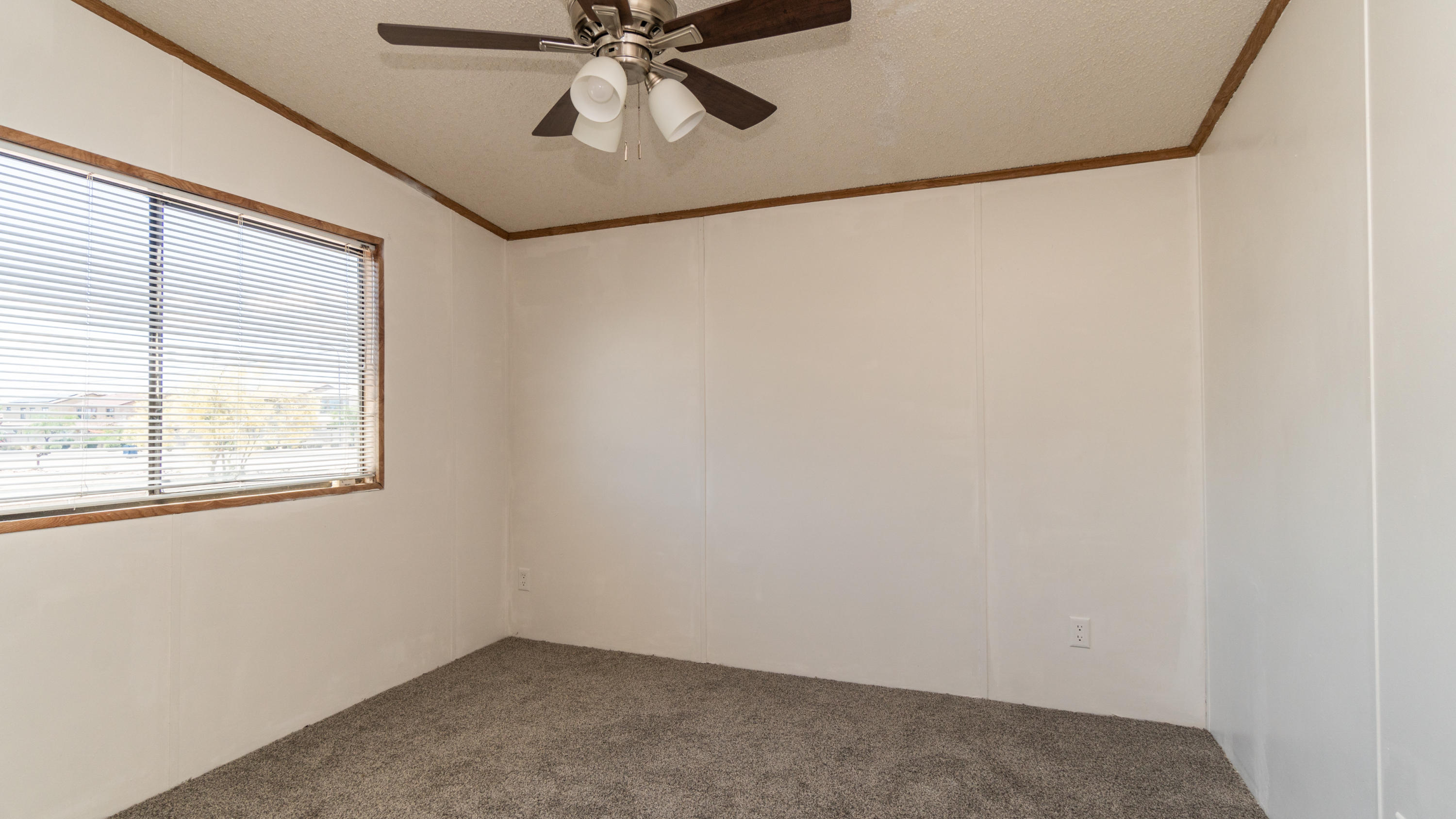 2551 South Cortez Road Apache Junction, AZ 85119 - Photo 24 of 33 2551 S Cortez-25