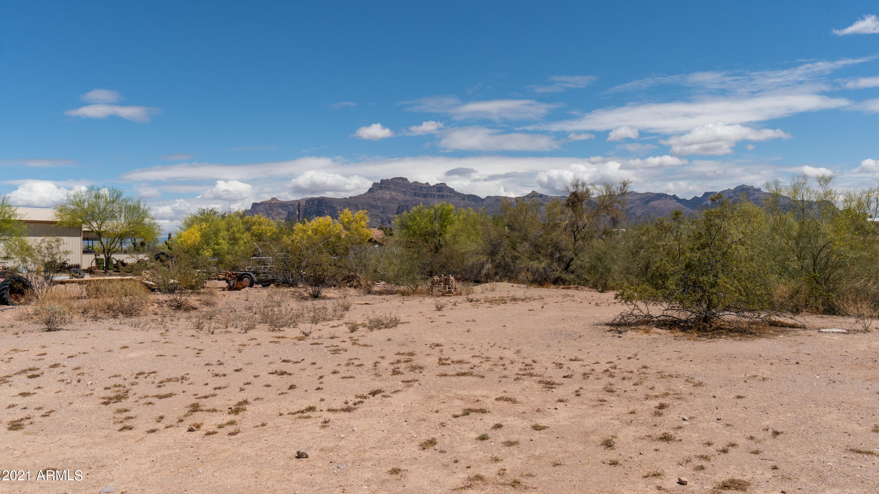 2551 South Cortez Road Apache Junction, AZ 85119 - Photo 28 of 33 2551 S Cortez-28
