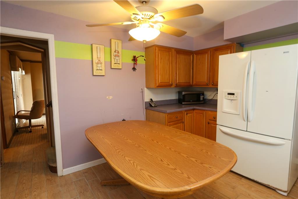 1162 Streets Run Road Pittsburgh, PA 15236 - Photo 9 of 18 Gallery Image 9