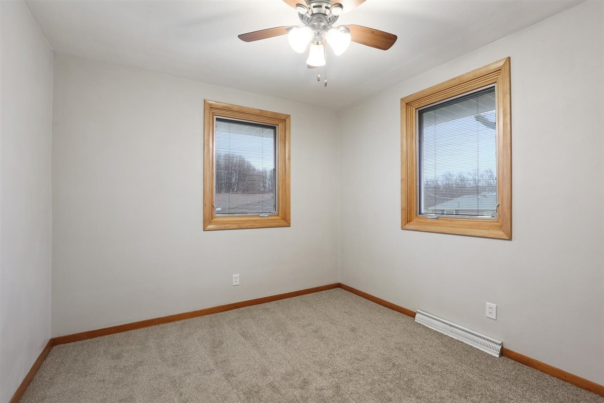 2328 Eastview Drive Springfield, IL 62702 - Photo 18 of 24 Gallery Image 18