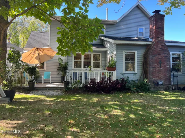 $369,900 | 19 Windsor Place, Albany, NY 12209