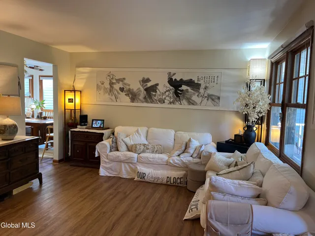 $369,900 | 19 Windsor Place, Albany, NY 12209