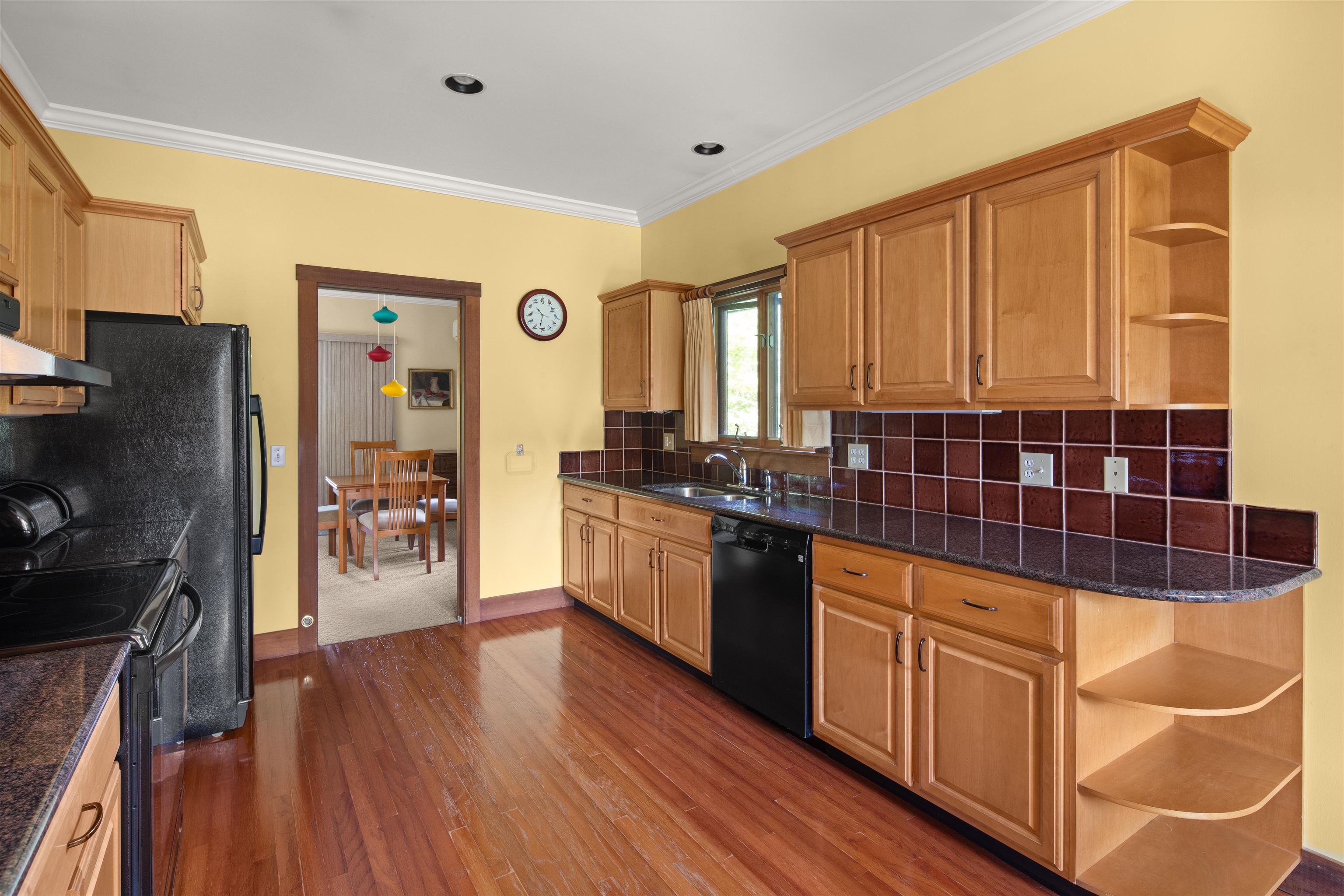 176 Clark Road Stowe, VT 05672 - Photo 11 of 47