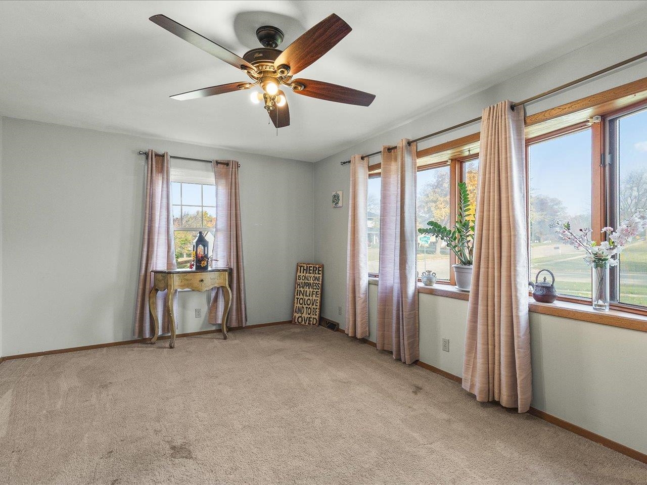 1919 Tomahawk Court Freeport, IL 61032 - Photo 5 of 39 a view of an empty room with a window