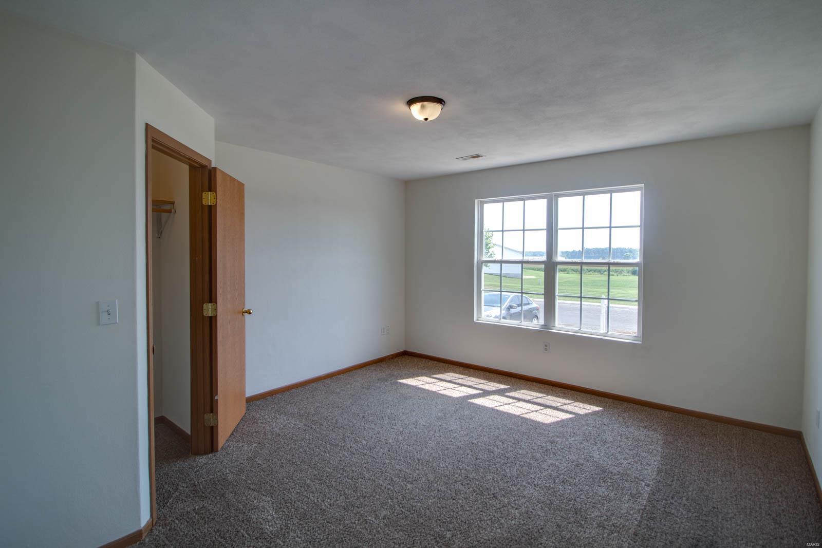 225 Perryman Street Lebanon, IL 62254 - Photo 14 of 29 Gallery Image 14