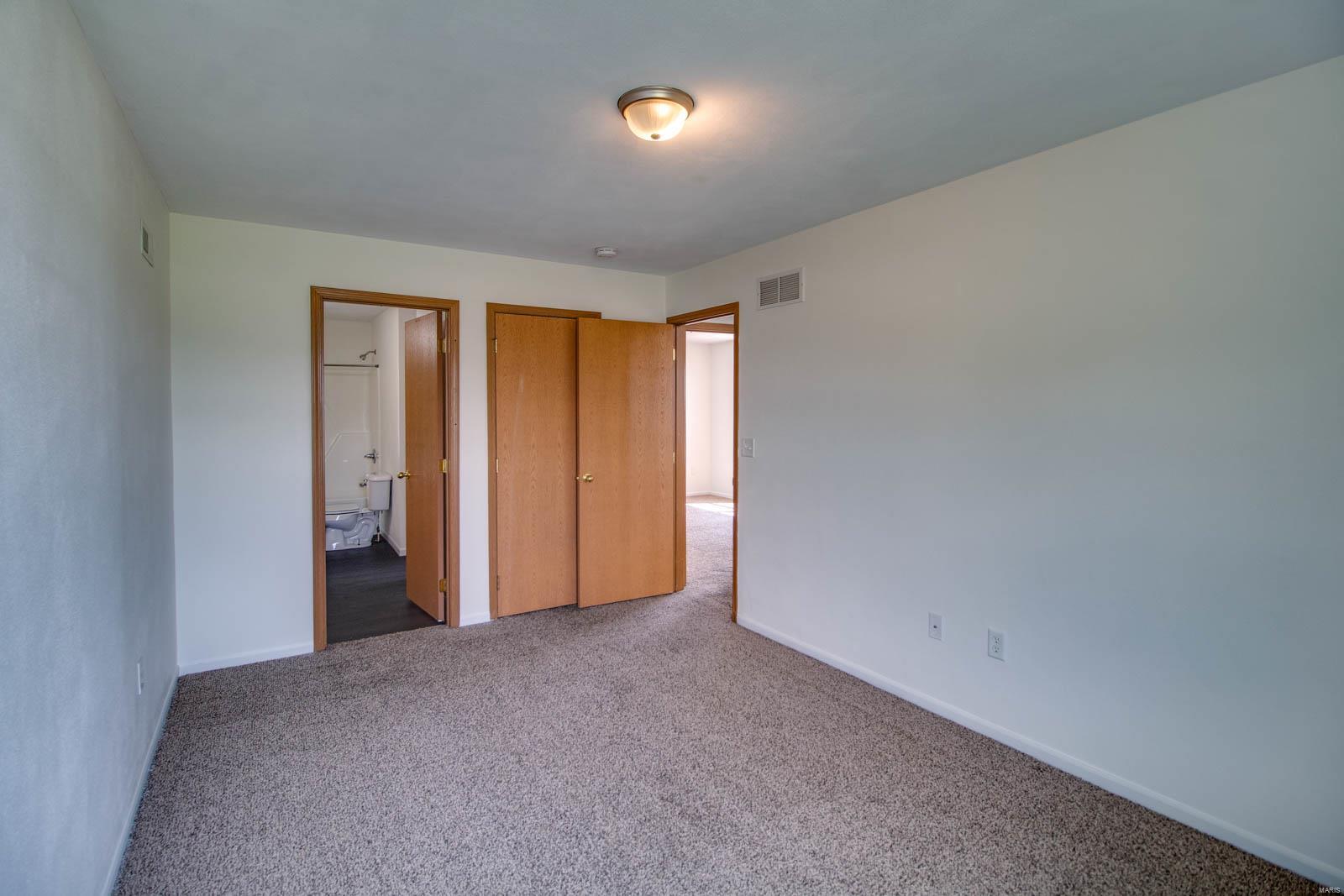 225 Perryman Street Lebanon, IL 62254 - Photo 21 of 29 Gallery Image 21