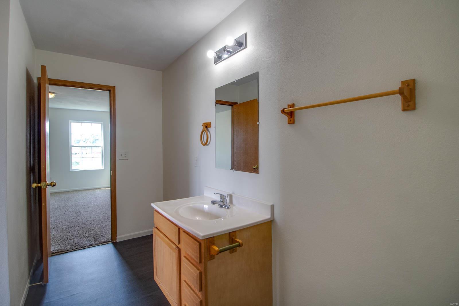 225 Perryman Street Lebanon, IL 62254 - Photo 24 of 29 Gallery Image 24