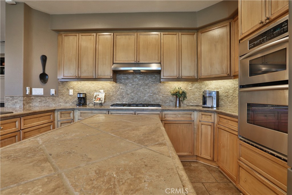 4343 Driving Range Road Corona, CA 92883 - Photo 4 of 61