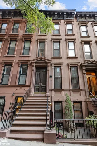 $4,950,000 | 169 East 94th Street | Upper East Side