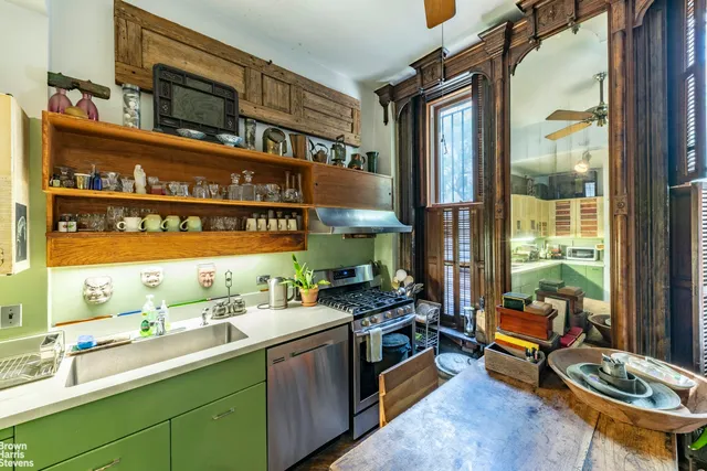 $4,950,000 | 169 East 94th Street | Upper East Side