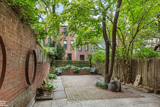 $4,950,000 | 169 East 94th Street | Upper East Side