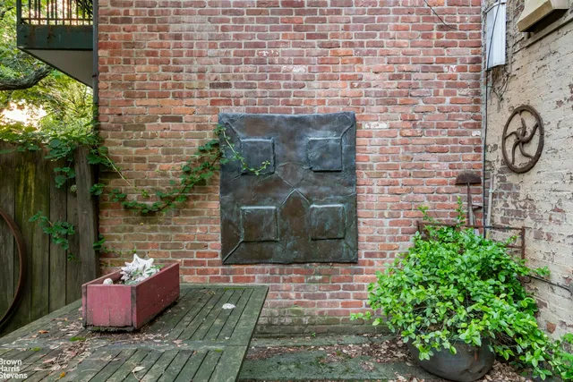 $4,950,000 | 169 East 94th Street | Upper East Side