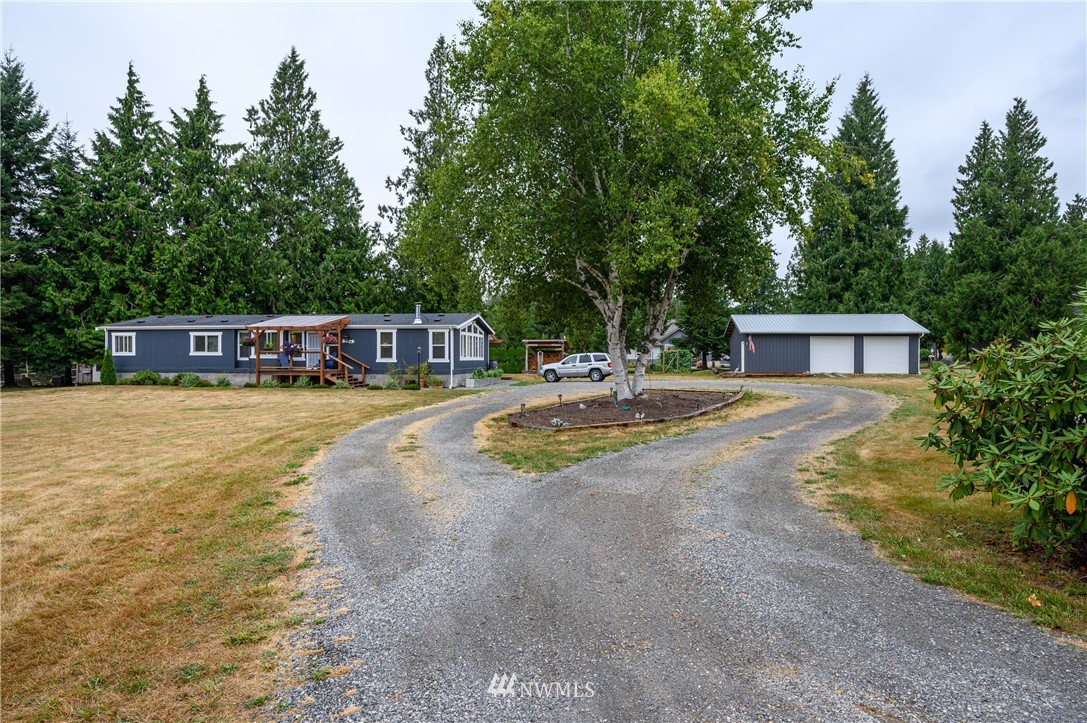 3075 East Bakerview Road Bellingham, WA 98226 - Photo 1 of 39 Gallery Image 1