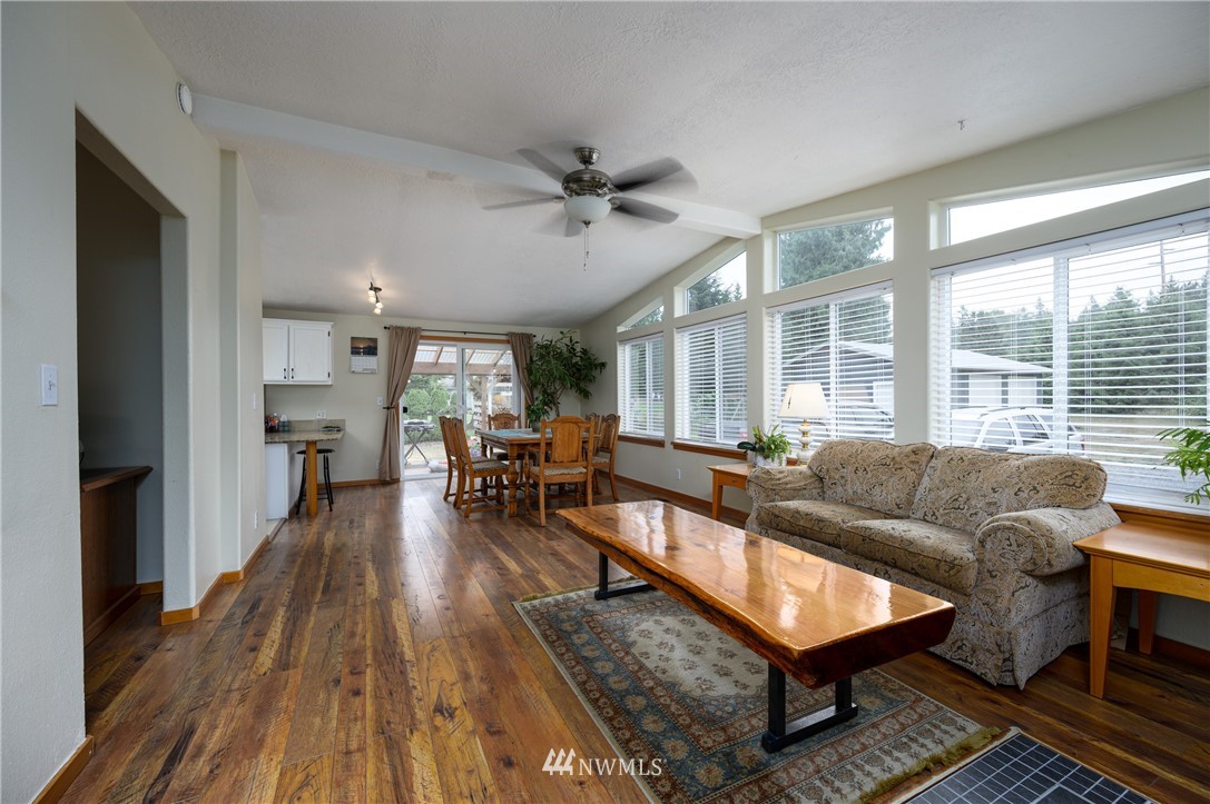 3075 East Bakerview Road Bellingham, WA 98226 - Photo 11 of 39 Gallery Image 11