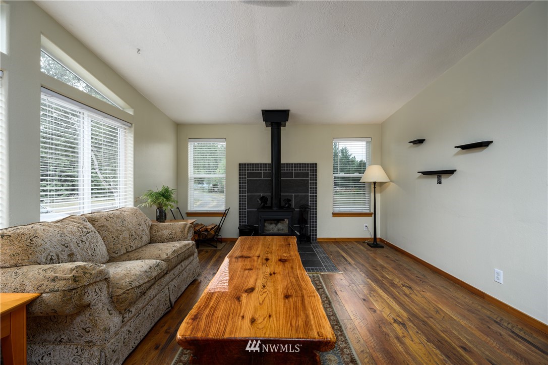 3075 East Bakerview Road Bellingham, WA 98226 - Photo 12 of 39 Gallery Image 12