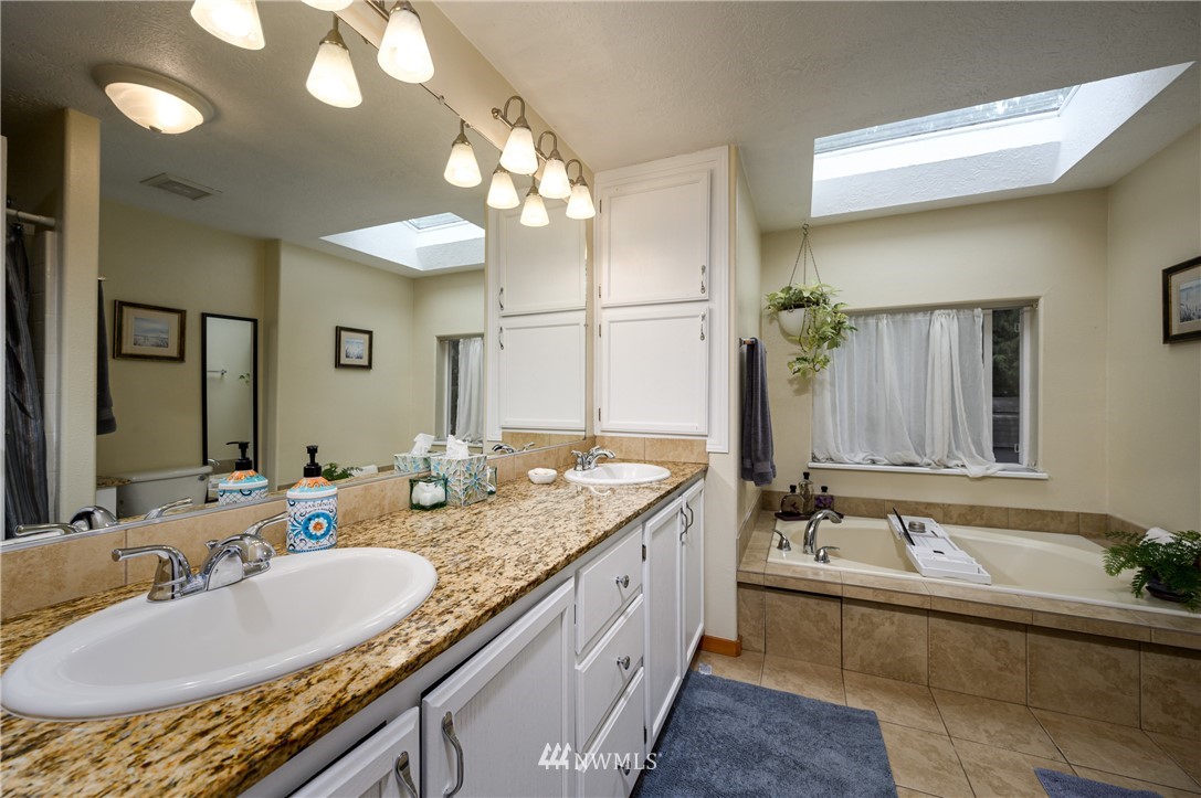 3075 East Bakerview Road Bellingham, WA 98226 - Photo 18 of 39 Gallery Image 18